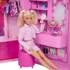 Barbie Deluxe Style Armario con Accesorios