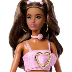 Barbie Deluxe Style Muñeca nº 12 con Top Corto de Denim Rosa y Vaqueros Acampanados