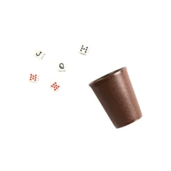 Cubilte y Dados de Poker