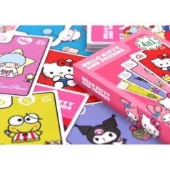 Hello Kitty and Friends Shuffle Juego de Cartas